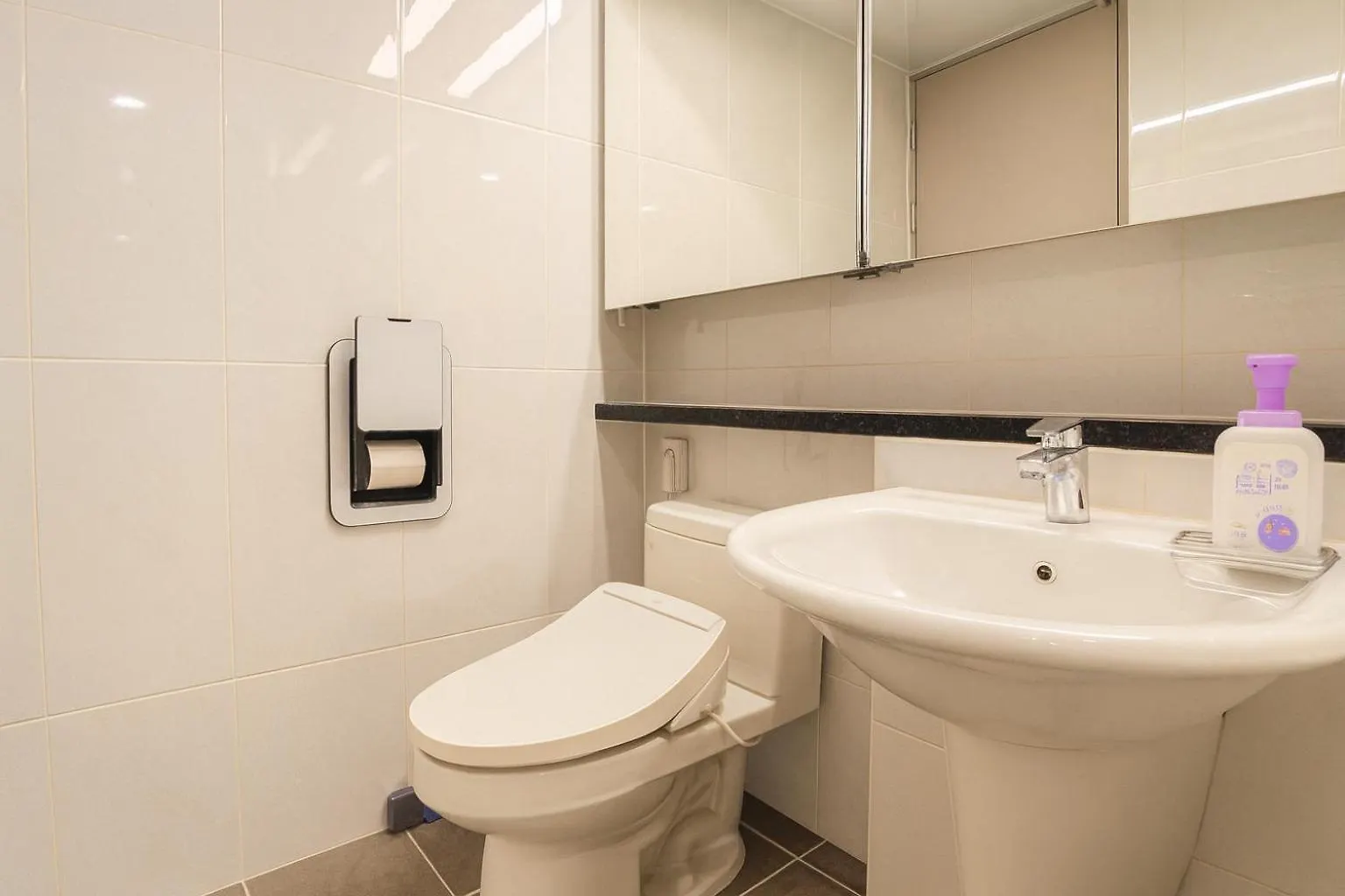E 2Br 60M2 Newly Built High Floor Apt 2Min To Hyundai Outlet Triple St インチョン広域市 0*,